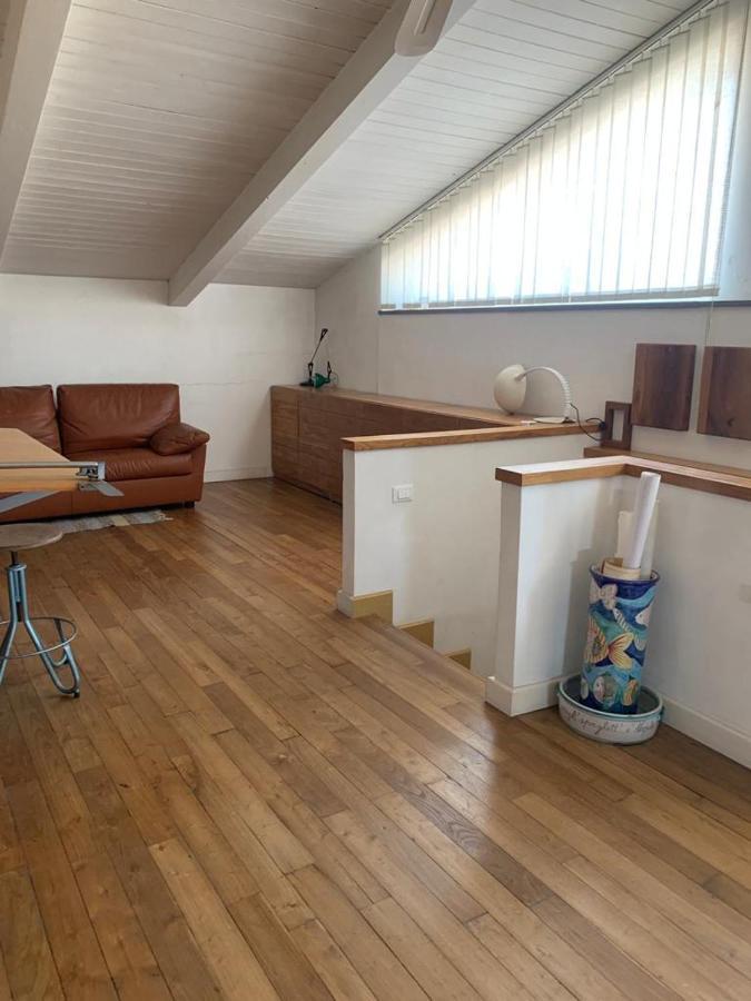 La Casa Nel Cuore Della Citta Lägenhet Neapel Exteriör bild